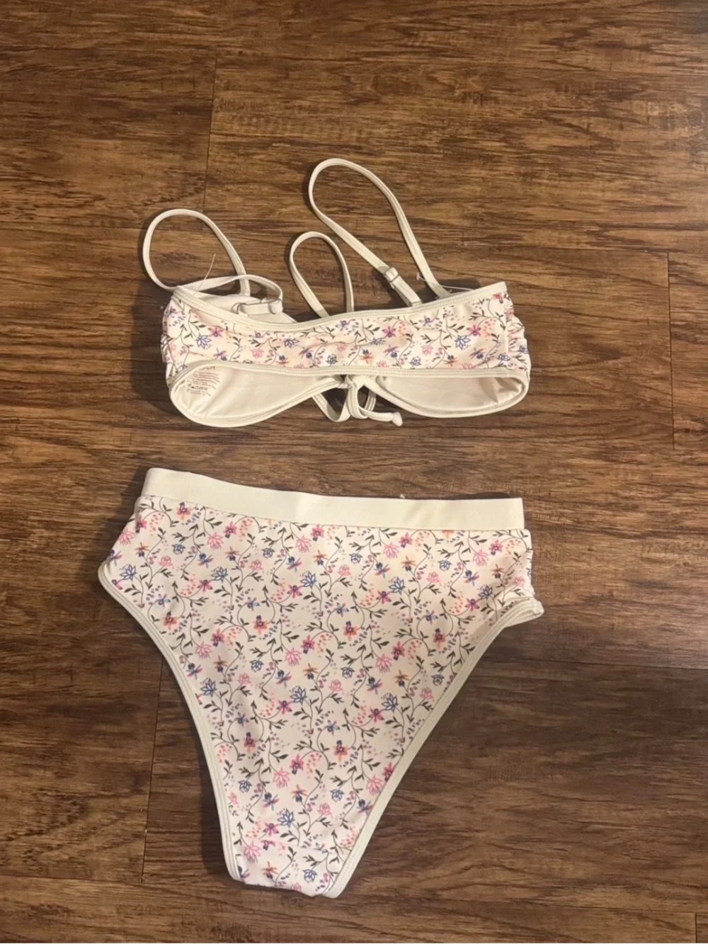 NWT Caroline constas bikini size small